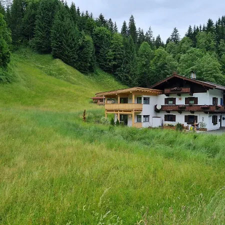 شقة Blick Auf Den Rettenstein 1 Und 2 كيرشبرغ ان تيرول